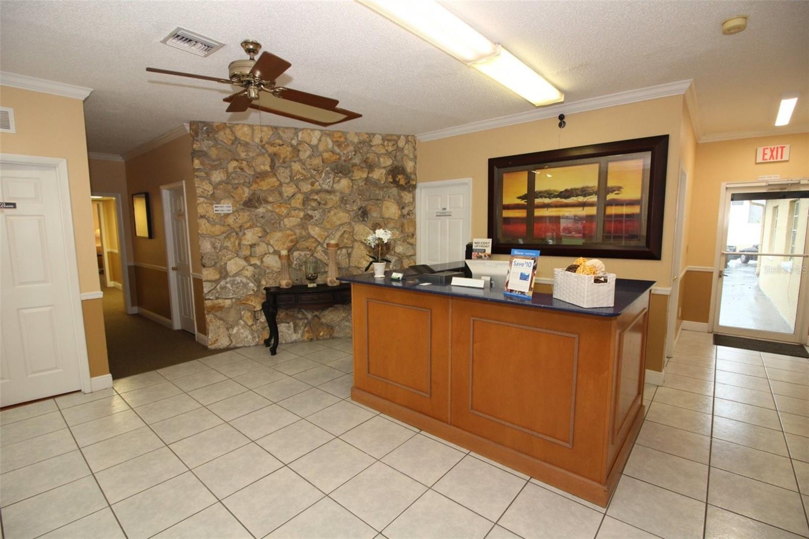 Image 4 of 8 For 407 Lake Howell Road