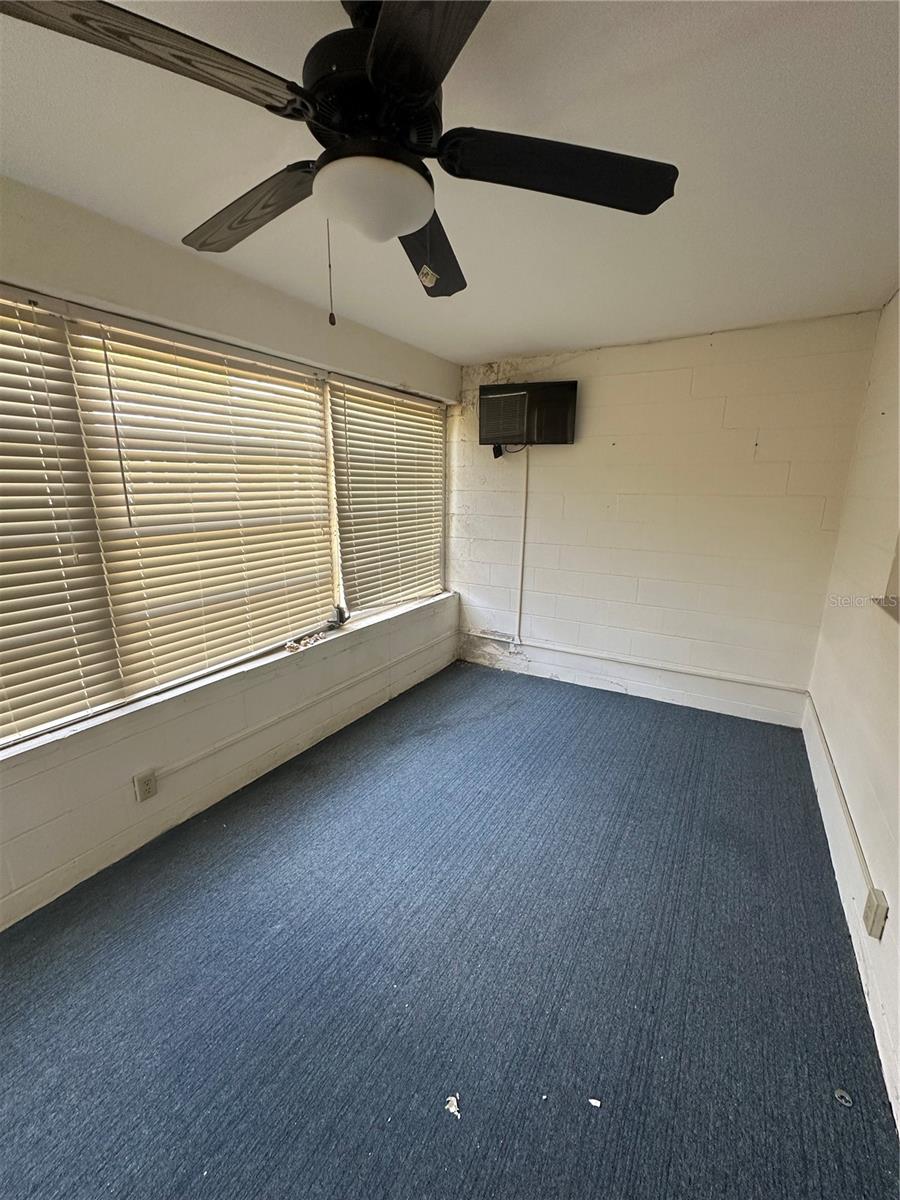 Image 4 of 9 For 9370 85th Terrace C