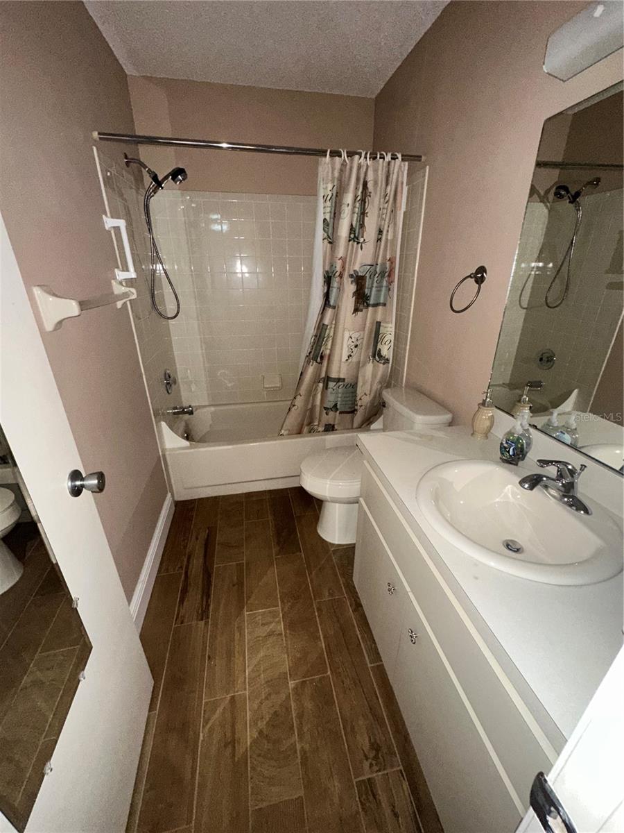 Image 6 of 9 For 9370 85th Terrace C