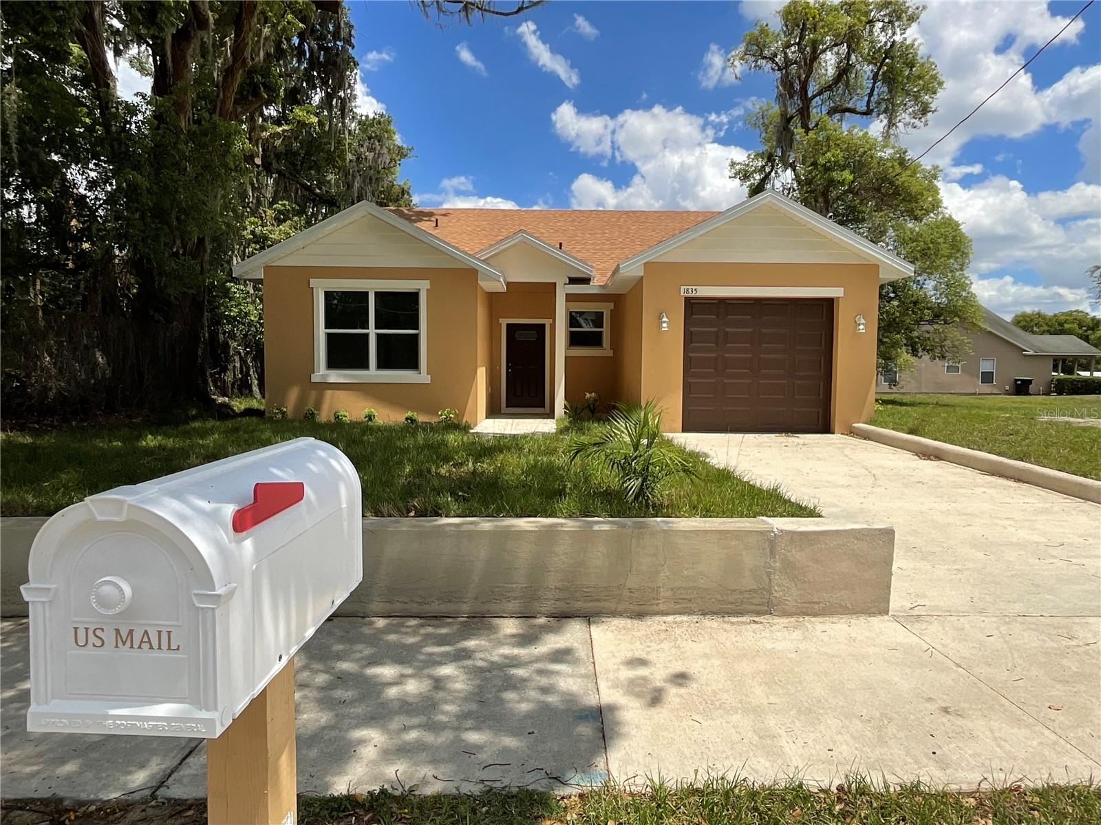 Image 2 of 25 For 1835 Rio Grande Avenue