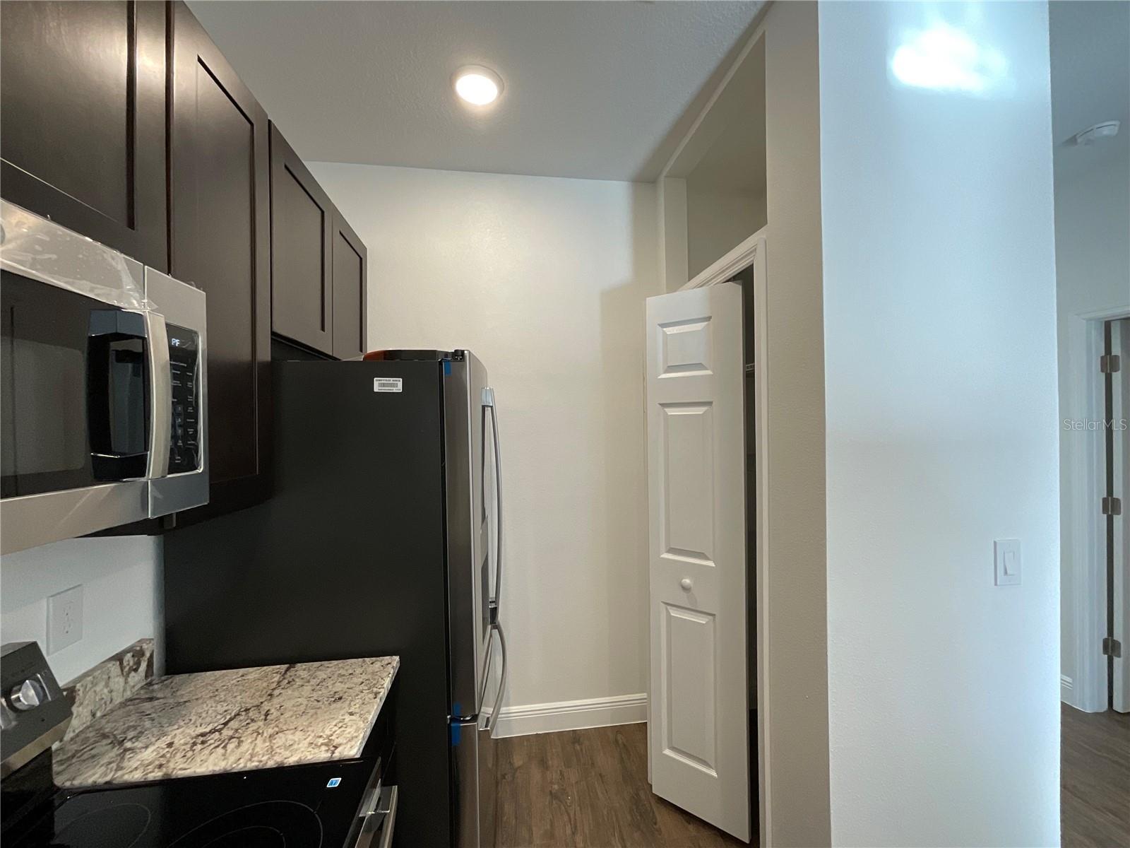 Image 9 of 25 For 1835 Rio Grande Avenue