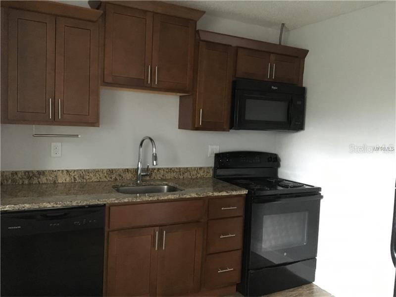 Image 4 of 10 For 508 Varsity Street