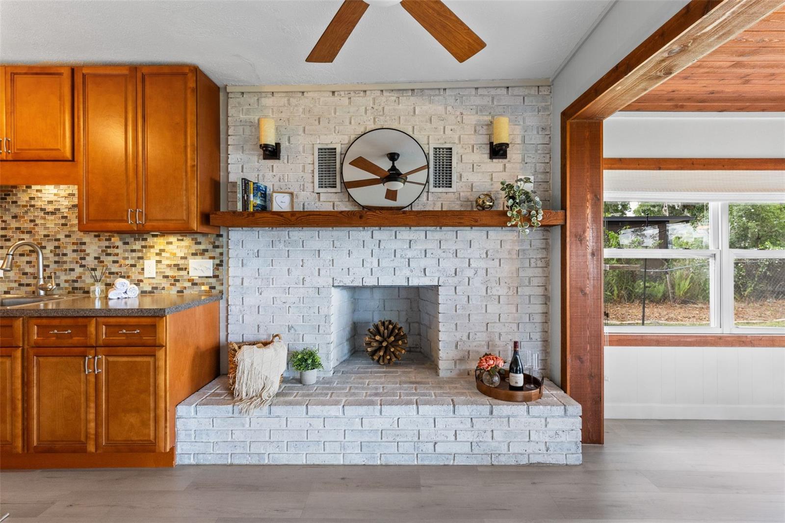 Image 13 of 36 For 620 Lake Drive