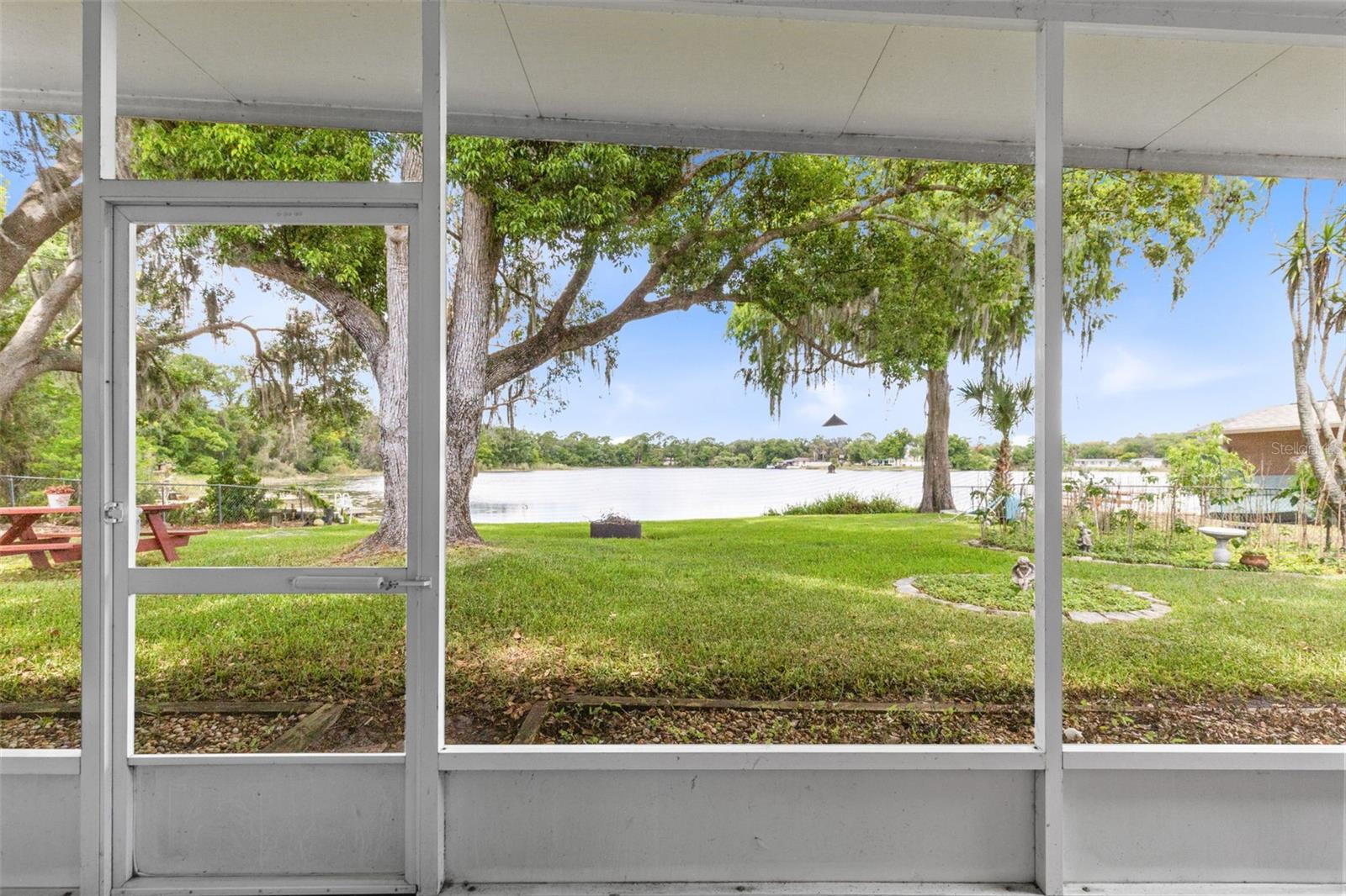 Image 24 of 36 For 620 Lake Drive