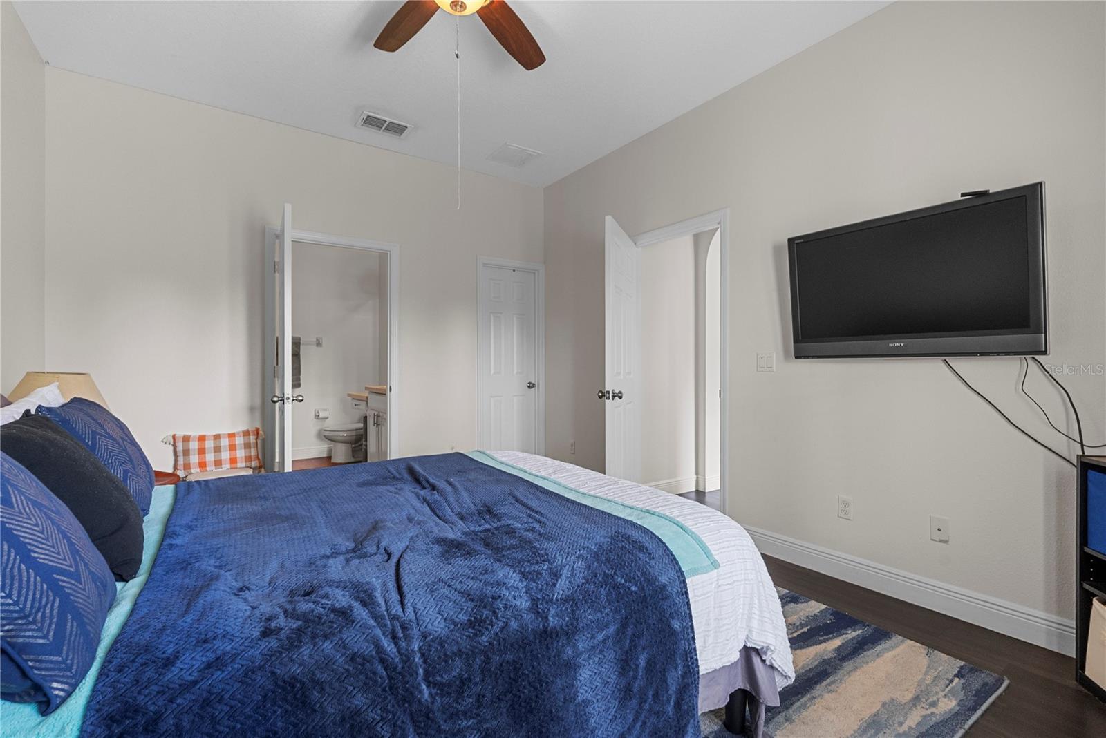 Image 13 of 34 For 12033 Great Commission Way