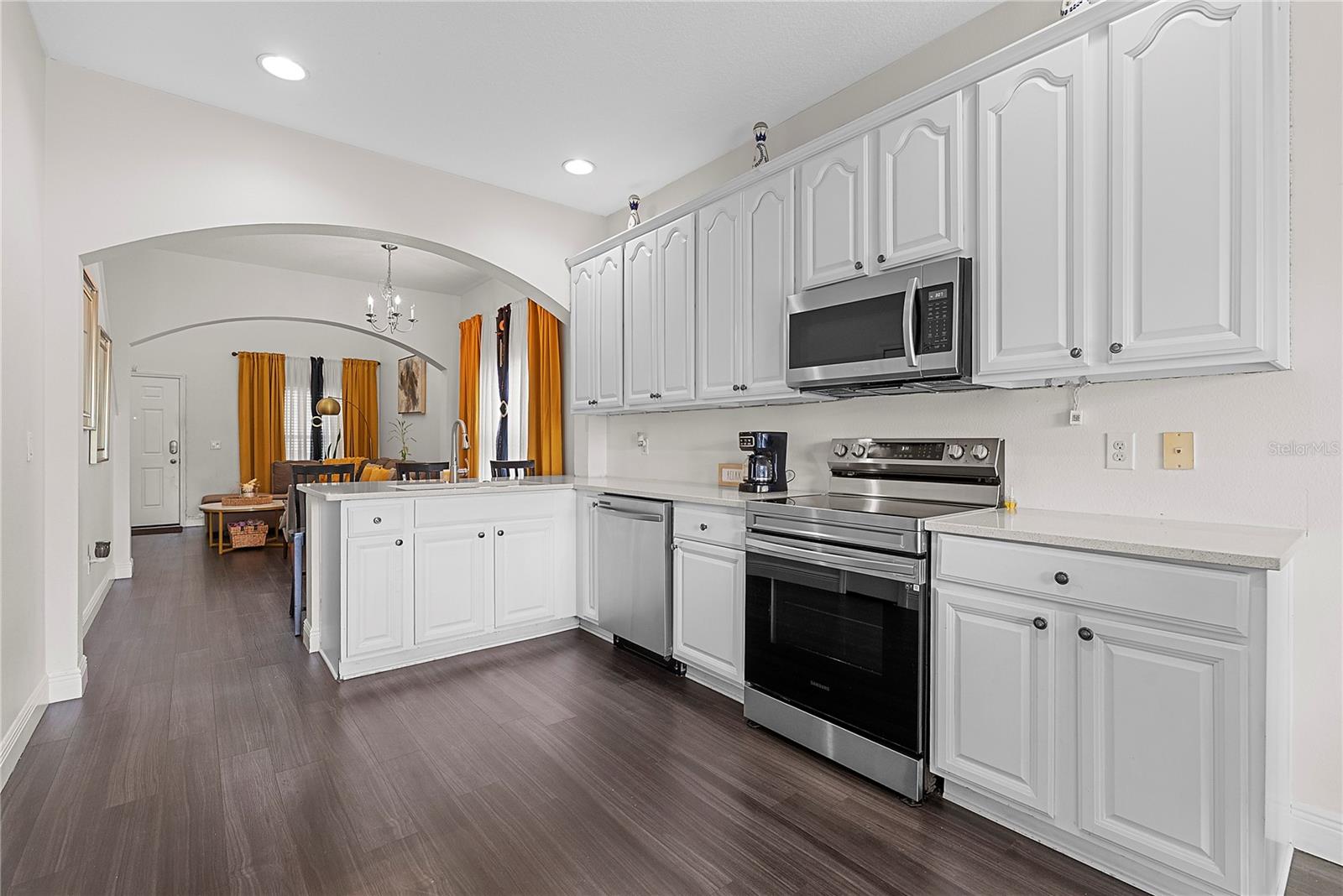 Image 7 of 34 For 12033 Great Commission Way