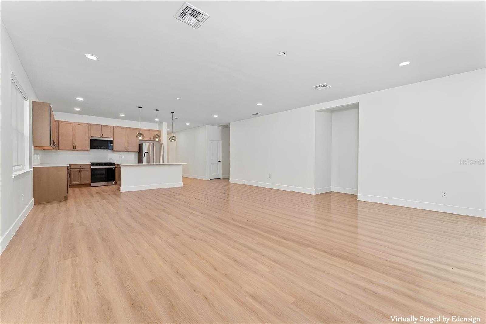 Image 12 of 27 For 81 Overleaf Lane