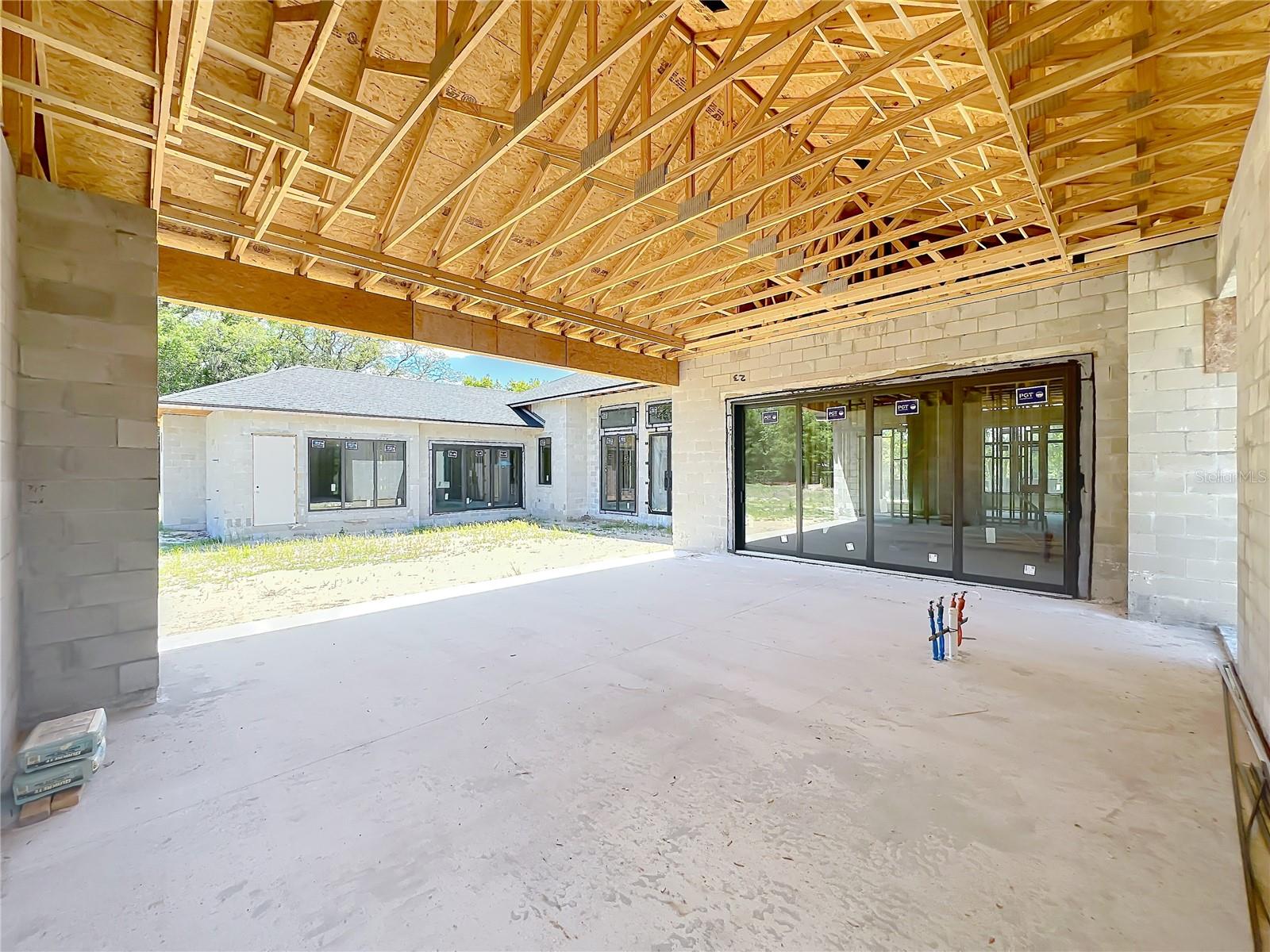 Image 32 of 100 For 5195 Southern Oaks Court