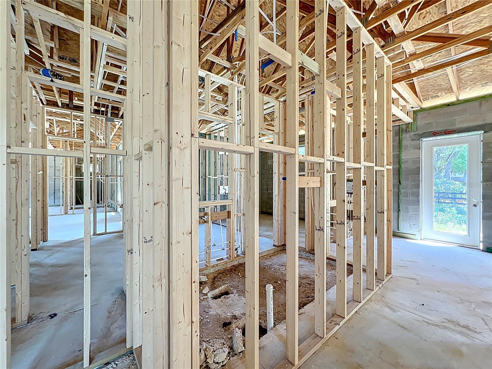 Image 33 of 100 For 5195 Southern Oaks Court