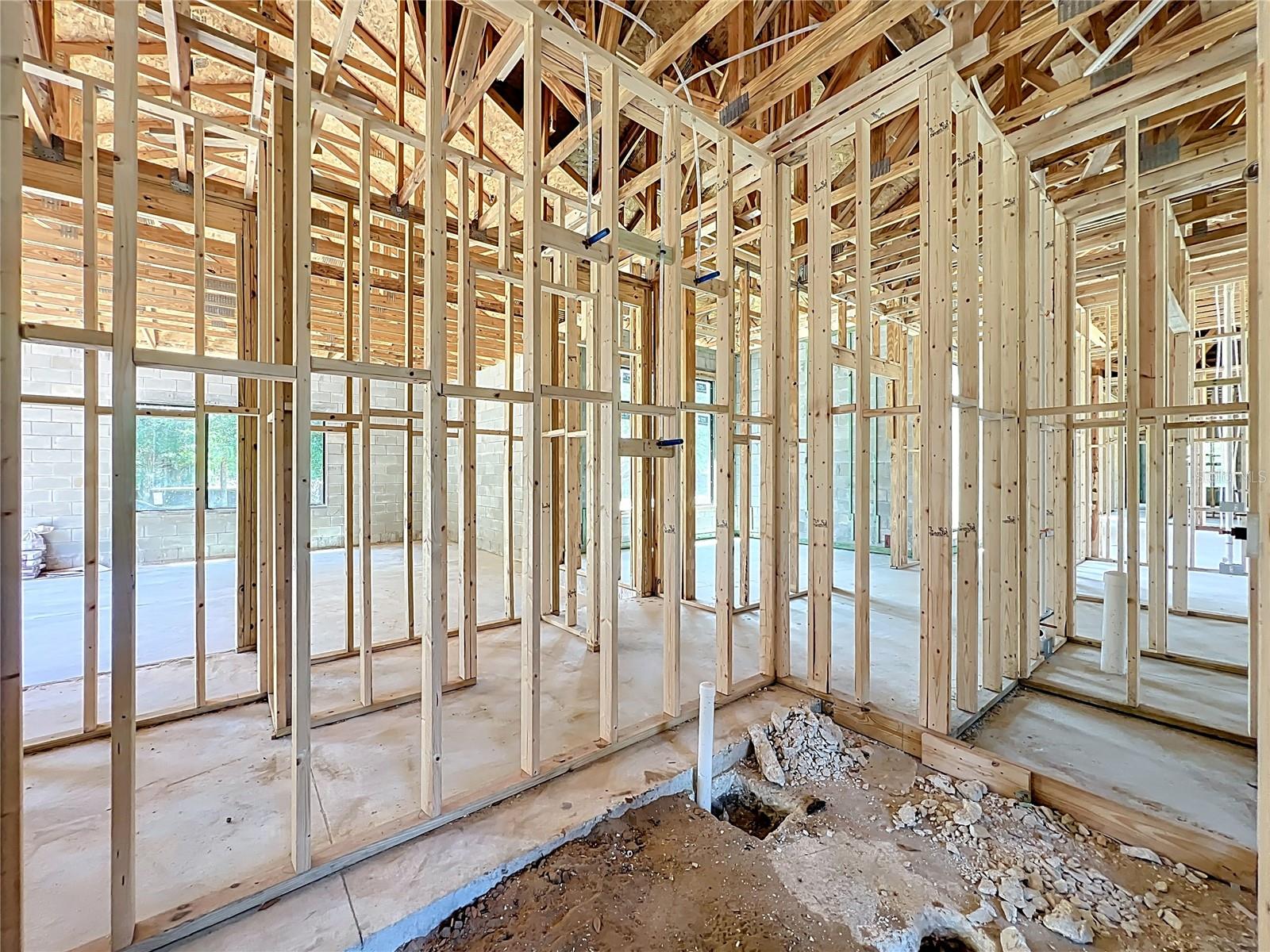 Image 37 of 100 For 5195 Southern Oaks Court