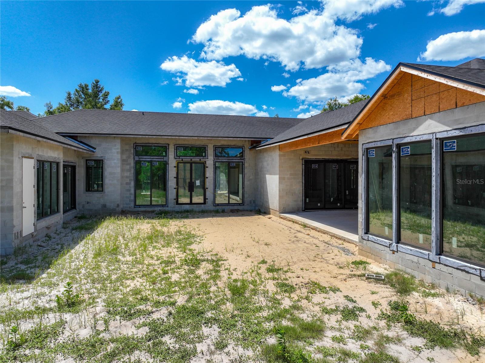 Image 71 of 100 For 5195 Southern Oaks Court