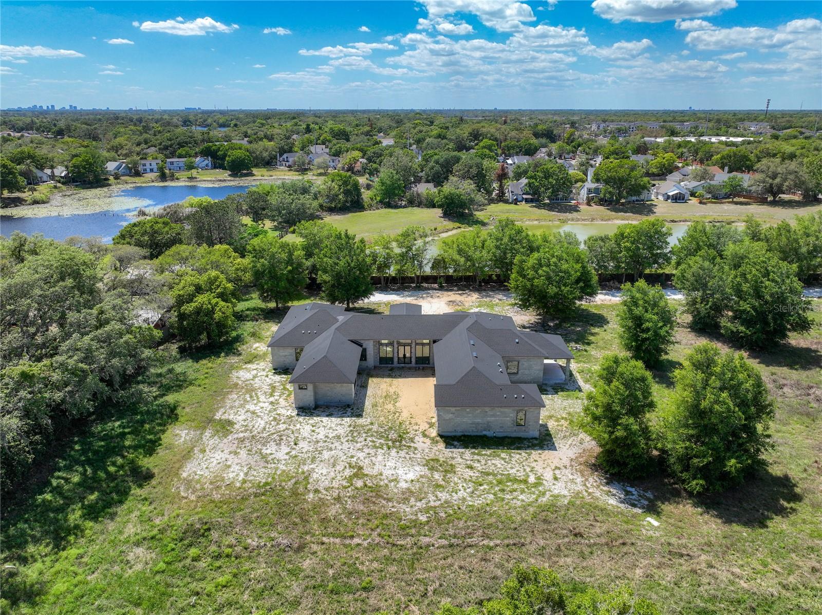 Image 86 of 100 For 5195 Southern Oaks Court