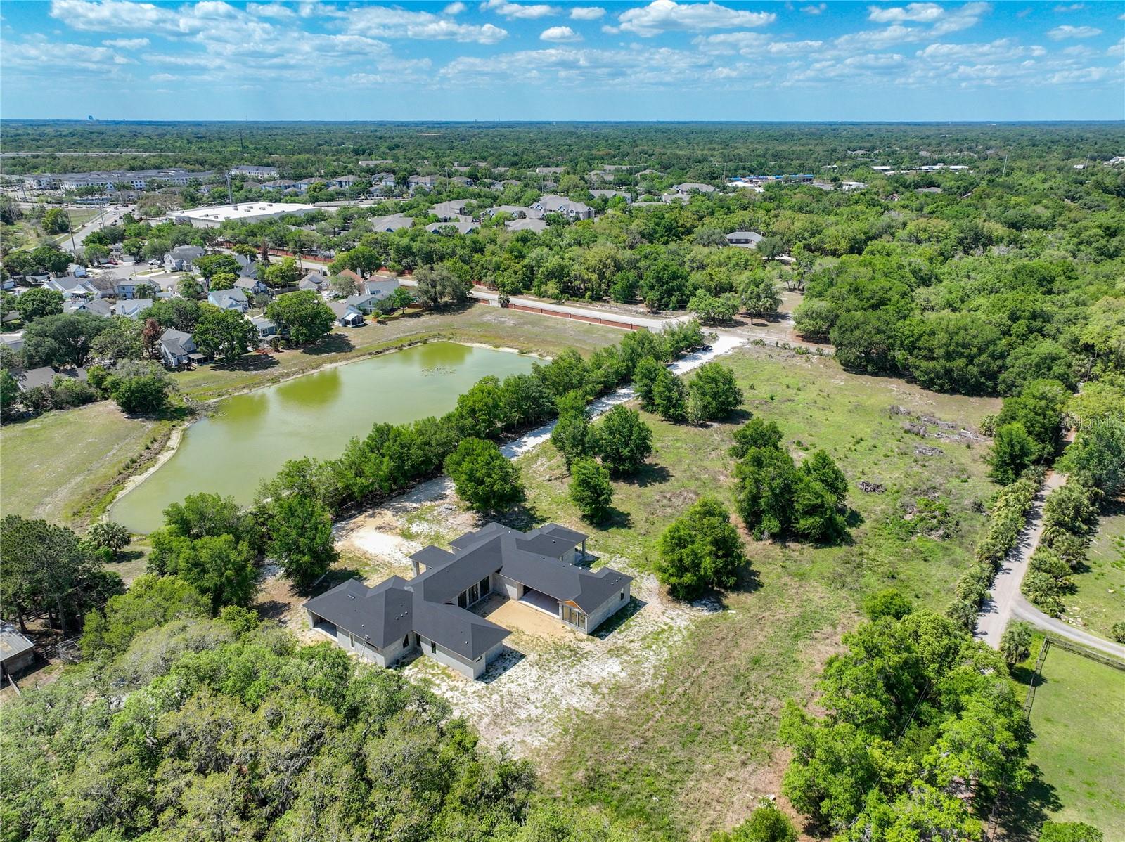 Image 88 of 100 For 5195 Southern Oaks Court