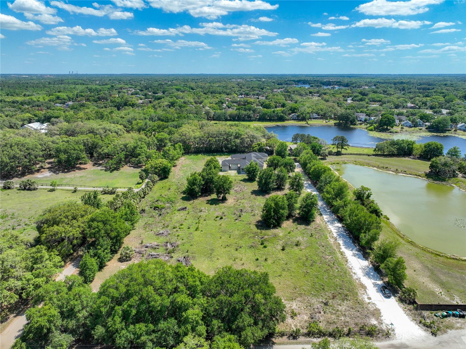 Image 92 of 100 For 5195 Southern Oaks Court