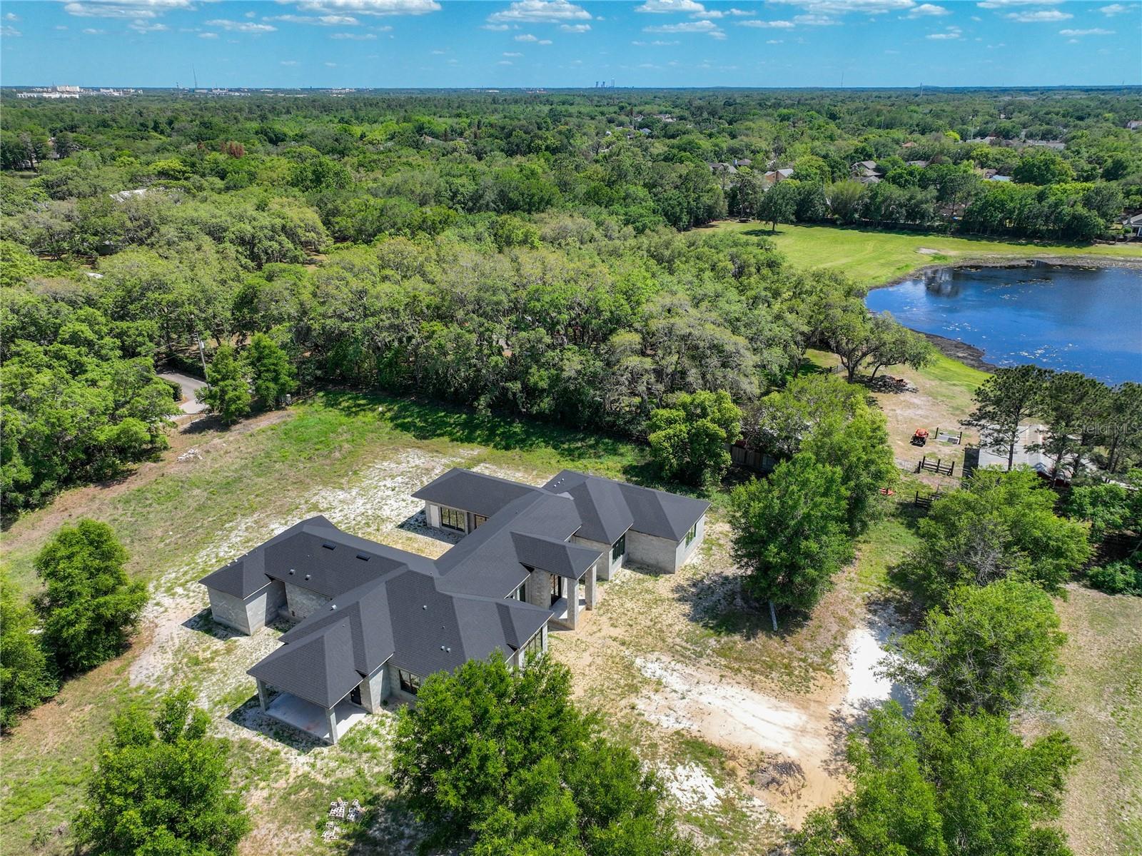 Image 98 of 100 For 5195 Southern Oaks Court