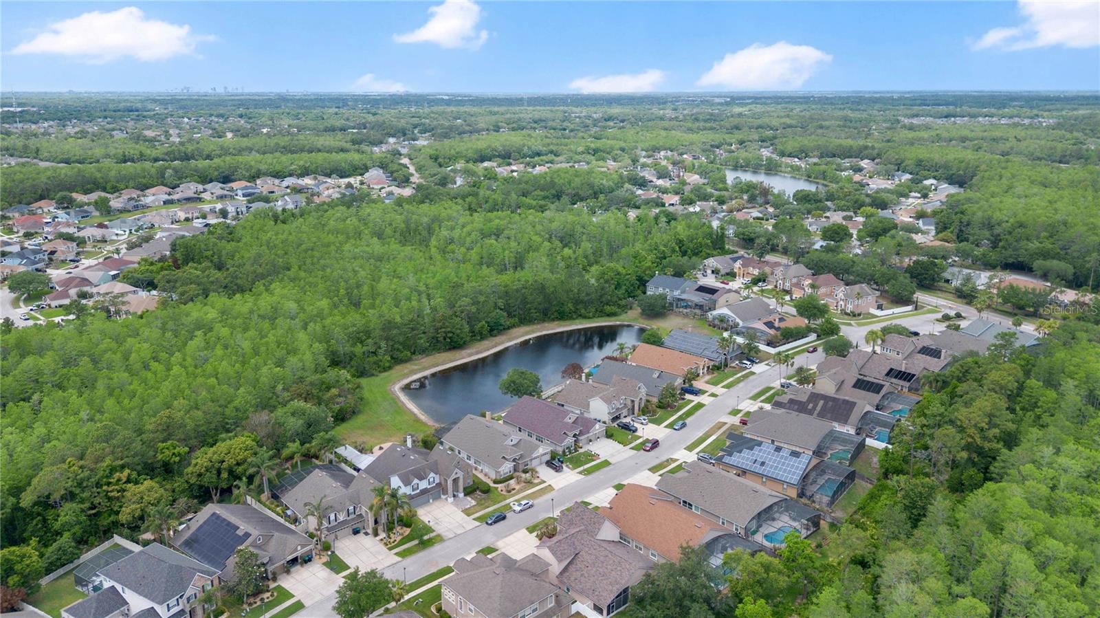 Image 31 of 36 For 2056 Autumn View Drive