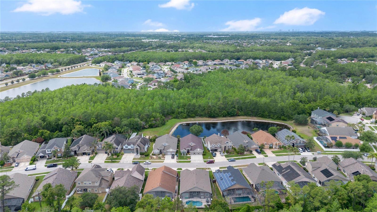 Image 32 of 36 For 2056 Autumn View Drive