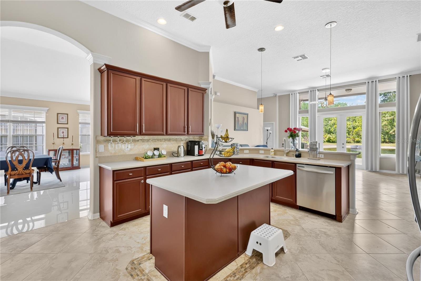 Image 9 of 36 For 2056 Autumn View Drive