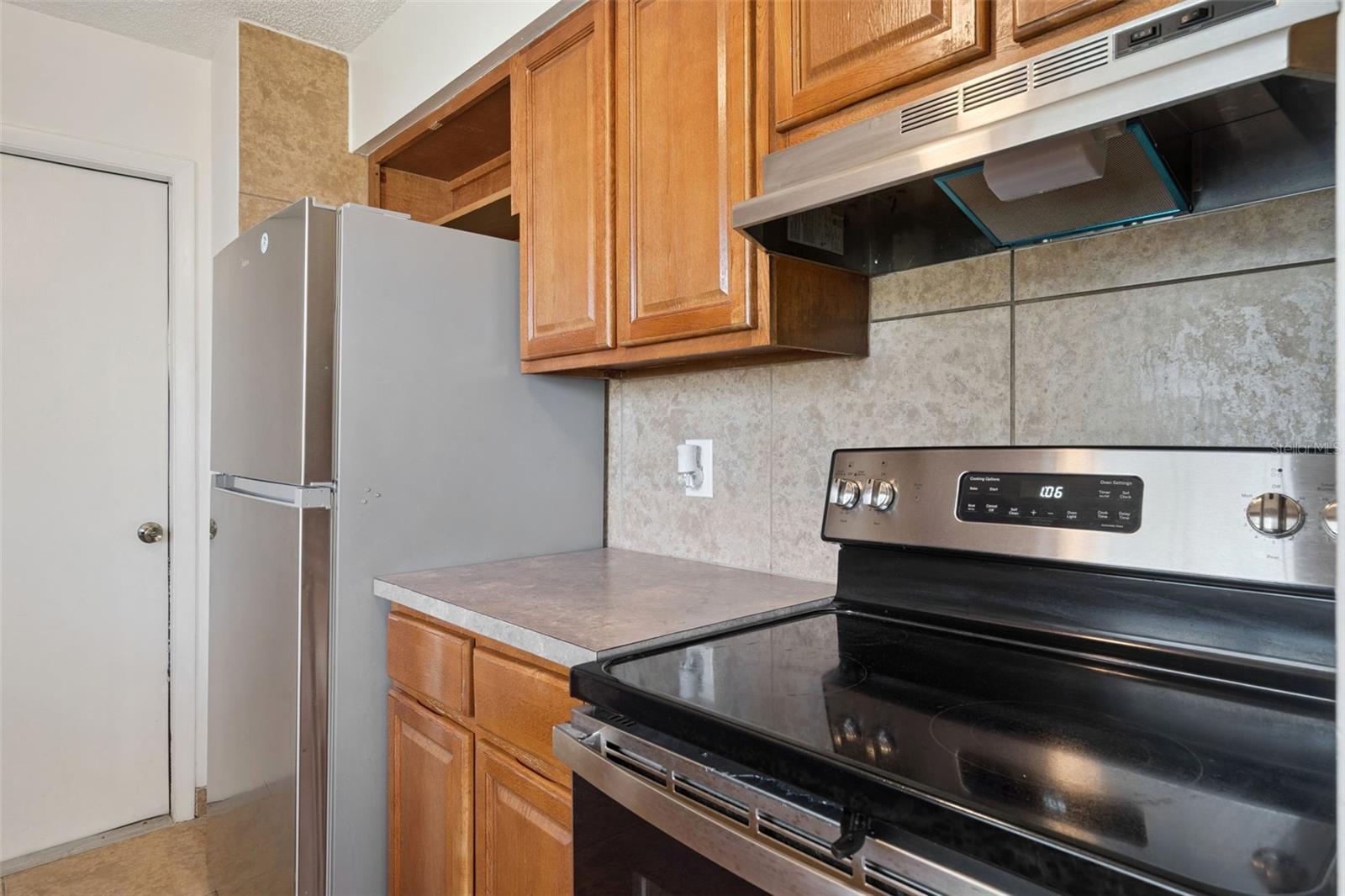 Image 6 of 16 For 4225 25th Avenue