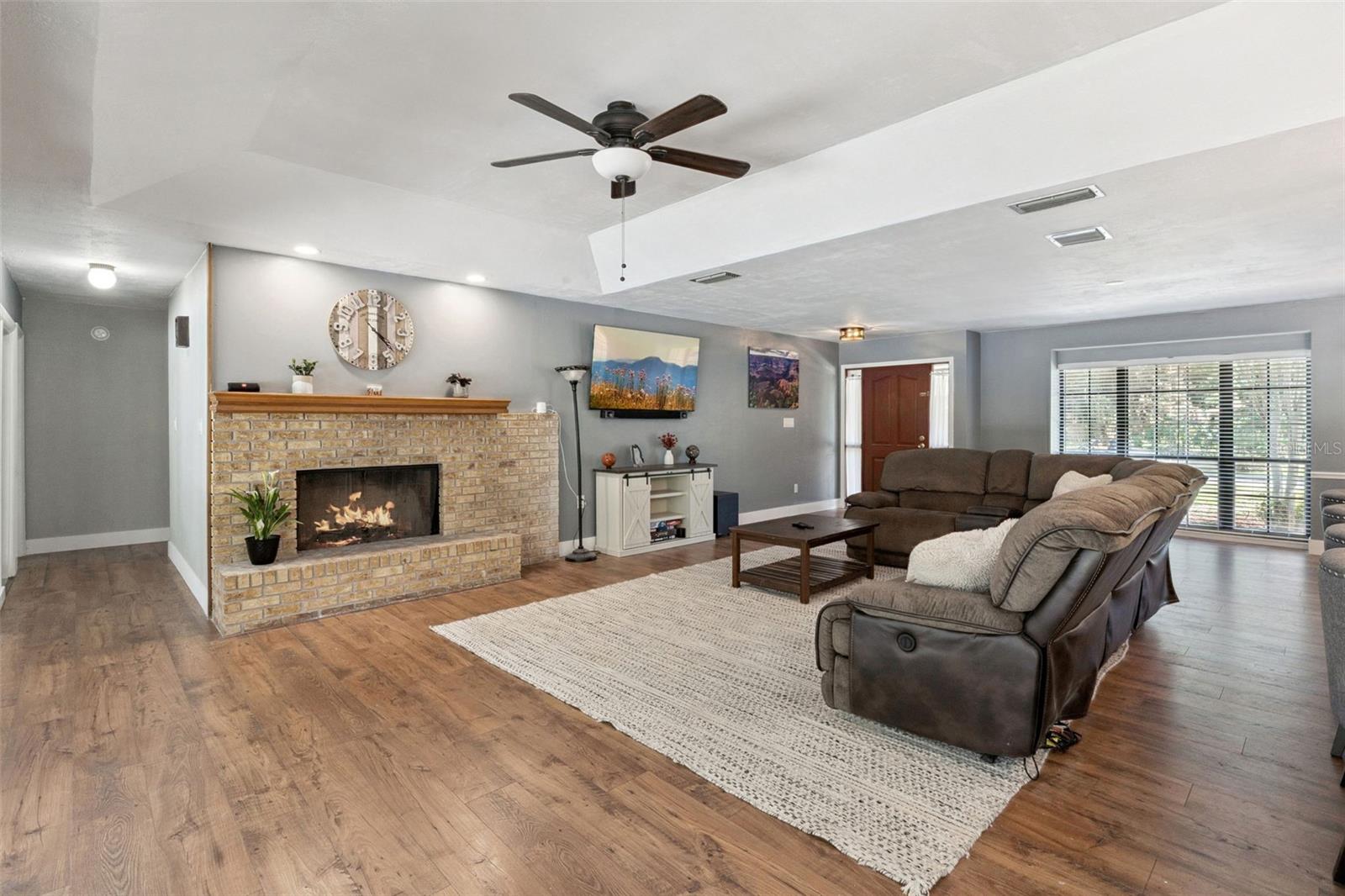 Image 10 of 37 For 432 Burnt Tree Lane