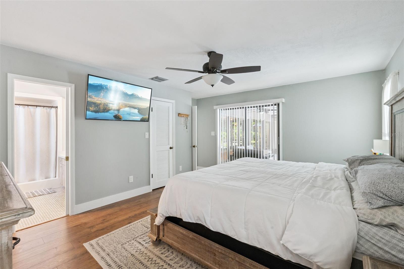 Image 12 of 37 For 432 Burnt Tree Lane