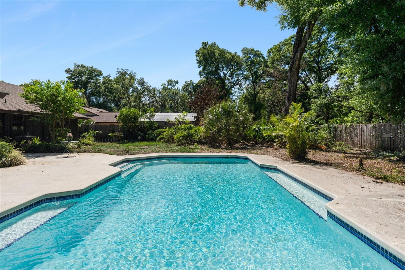 Image 25 of 37 For 432 Burnt Tree Lane