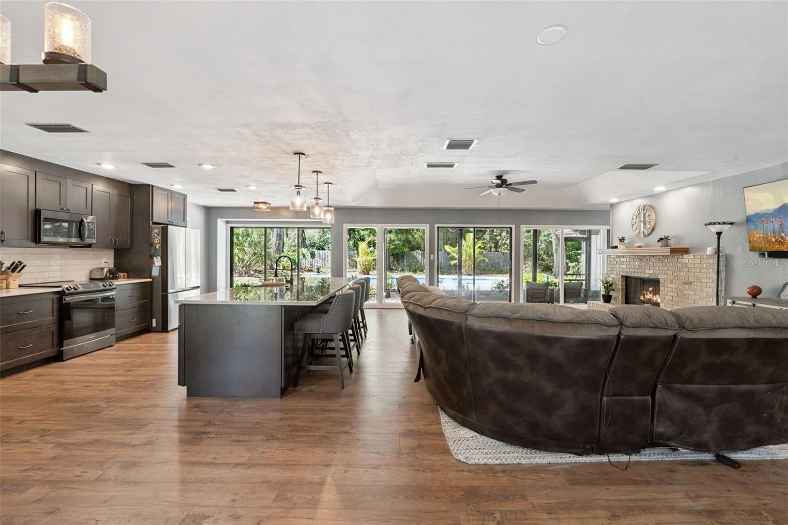 Image 6 of 37 For 432 Burnt Tree Lane