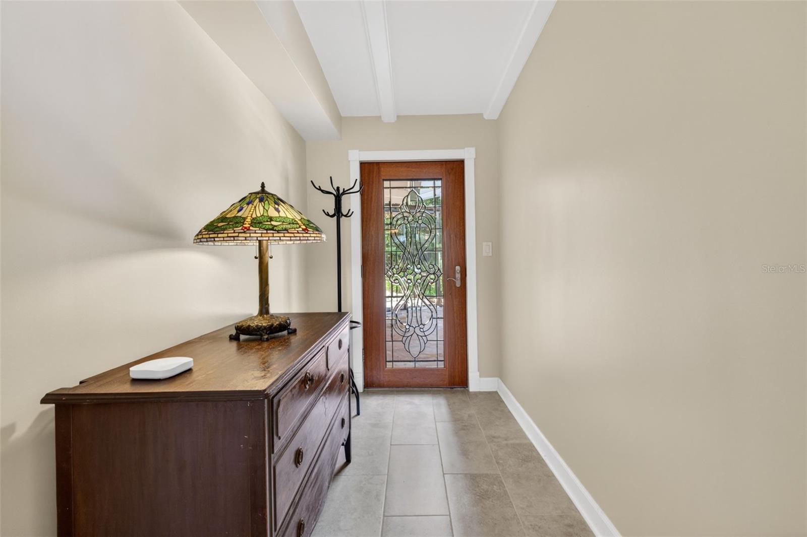 Image 11 of 85 For 457 Victor Avenue