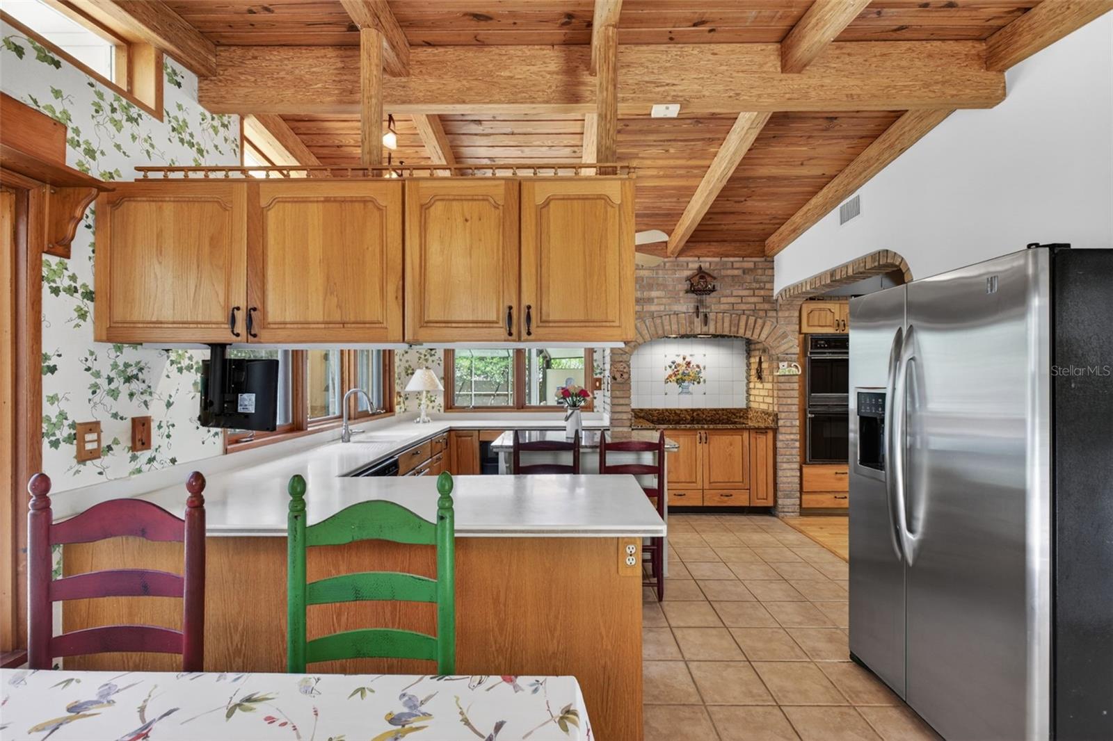 Image 27 of 85 For 457 Victor Avenue