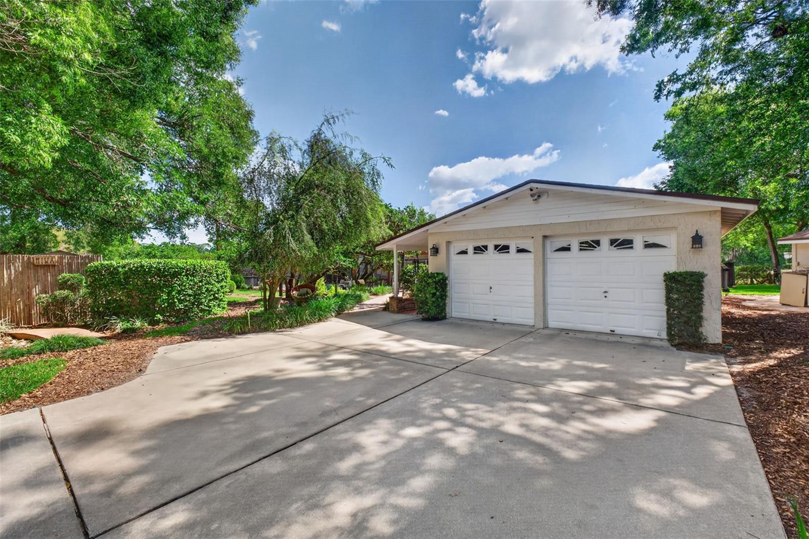 Image 3 of 85 For 457 Victor Avenue