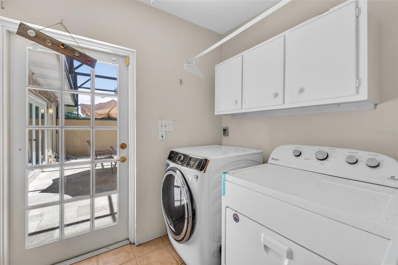 Image 30 of 85 For 457 Victor Avenue