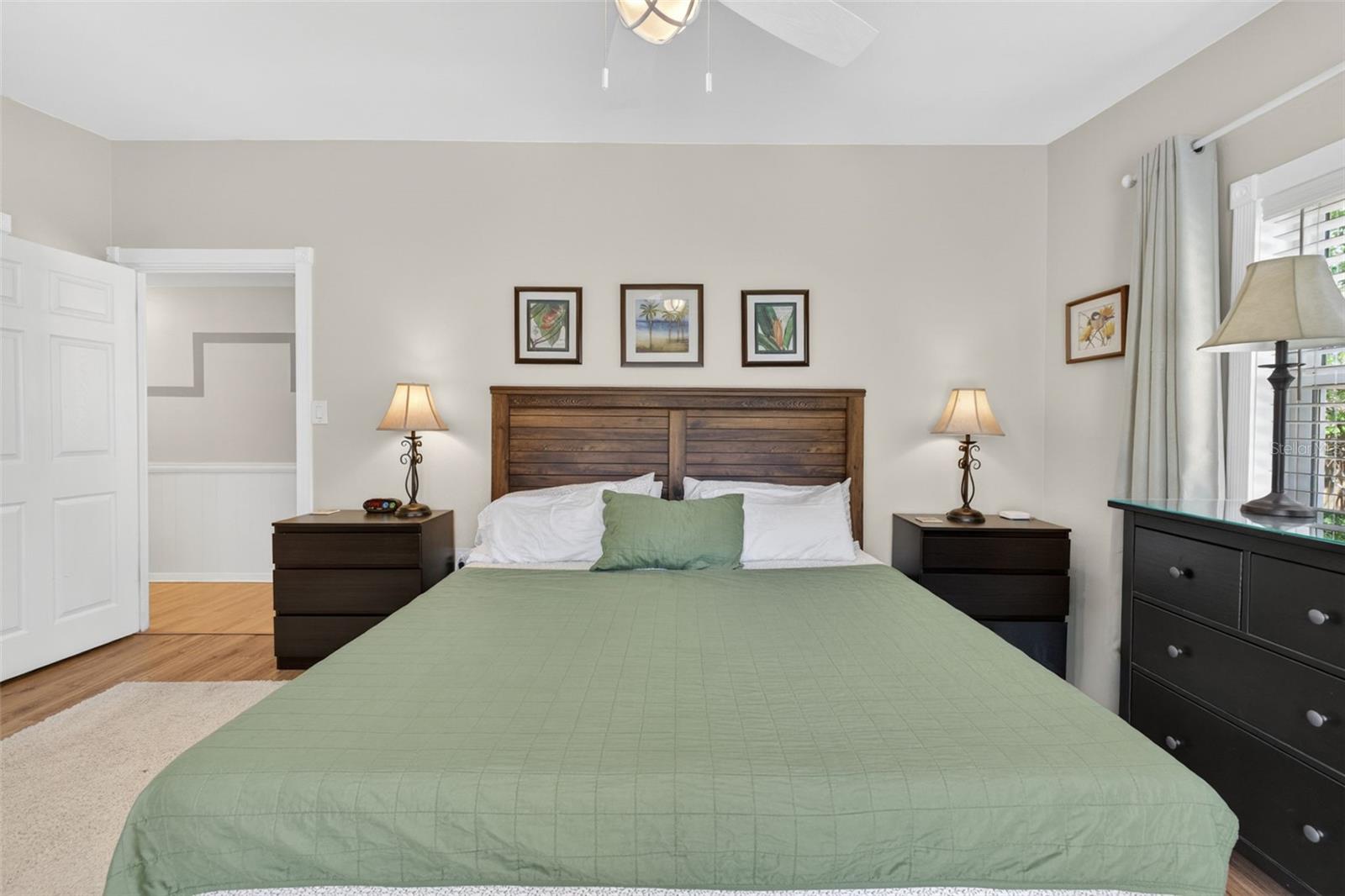 Image 35 of 85 For 457 Victor Avenue