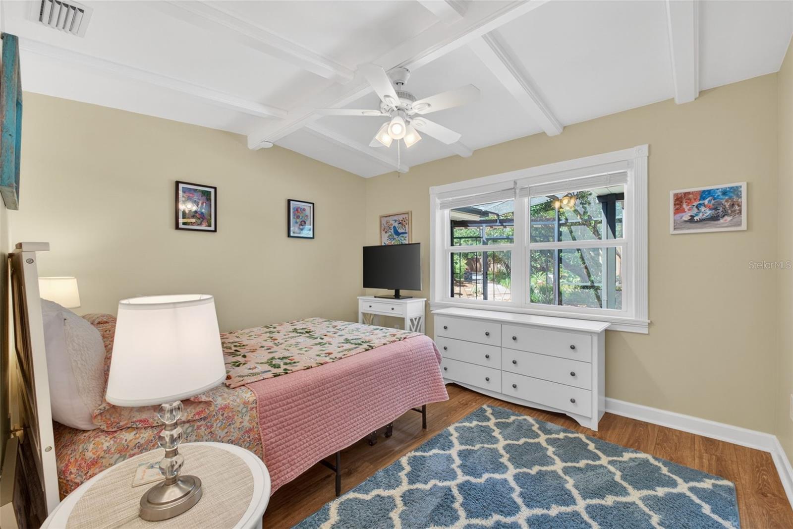 Image 41 of 85 For 457 Victor Avenue