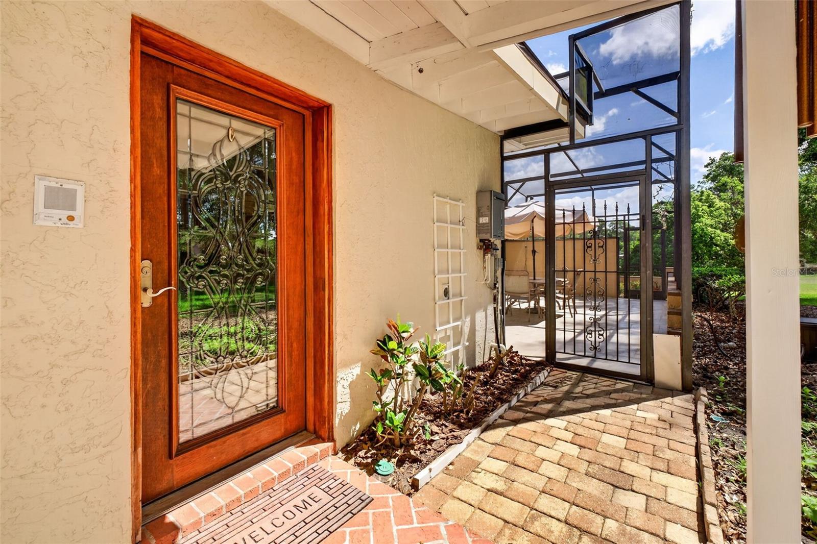 Image 55 of 85 For 457 Victor Avenue