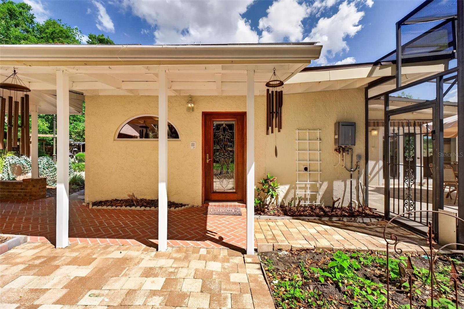 Image 56 of 85 For 457 Victor Avenue