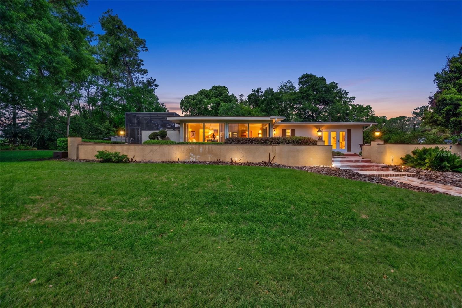 Image 67 of 85 For 457 Victor Avenue