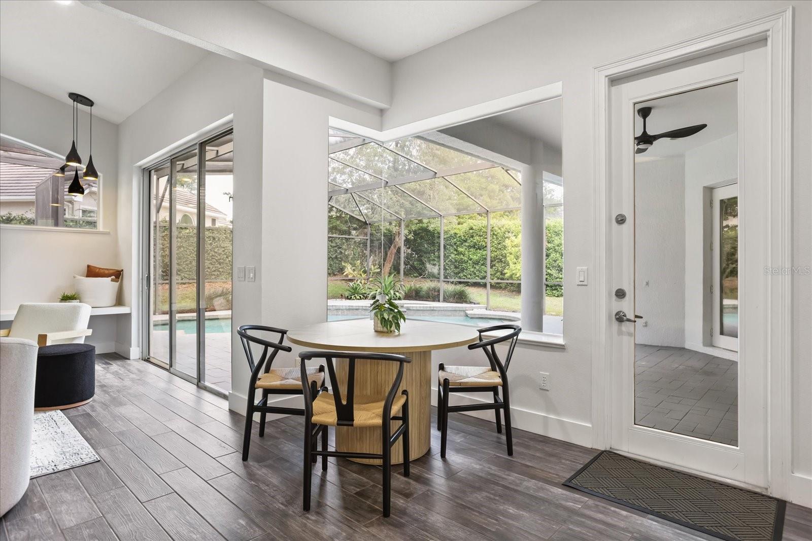 Image 22 of 60 For 987 Brightwater Circle