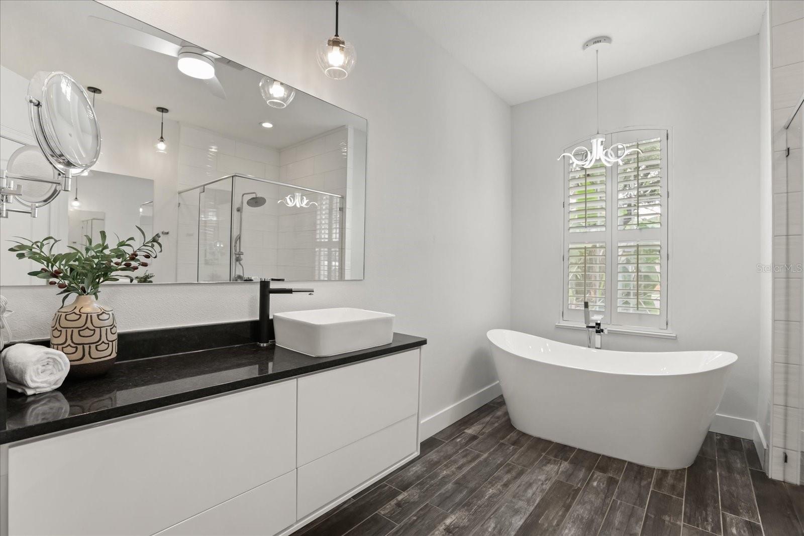 Image 25 of 60 For 987 Brightwater Circle