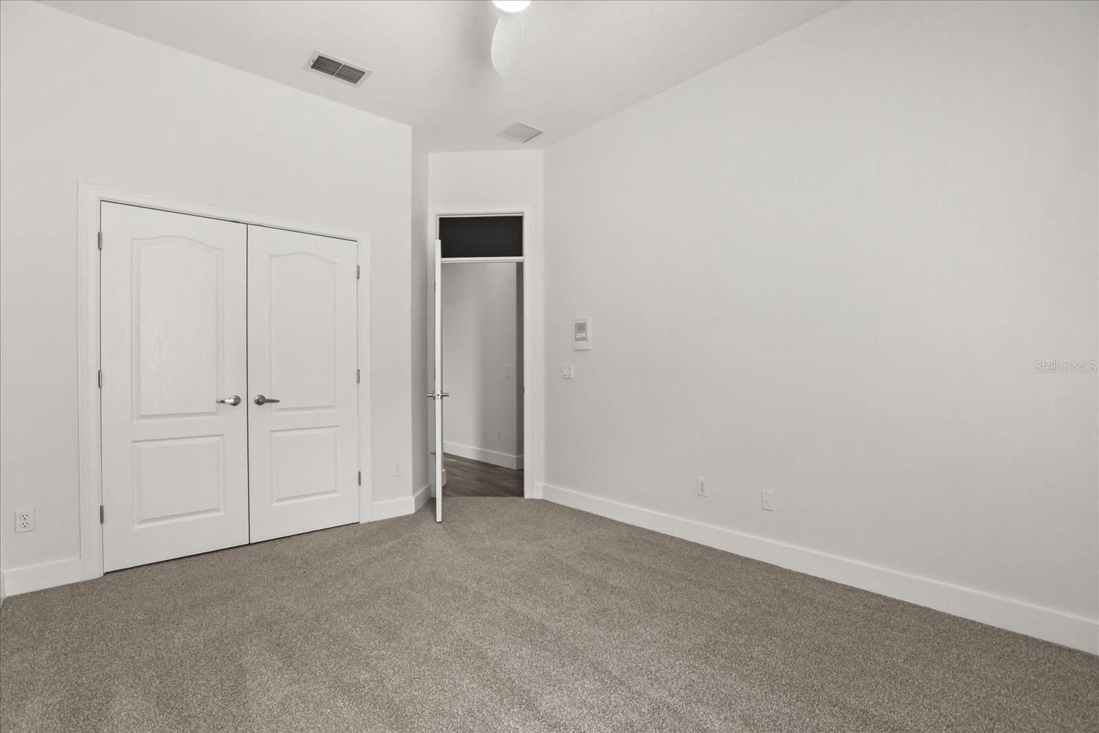 Image 26 of 60 For 987 Brightwater Circle