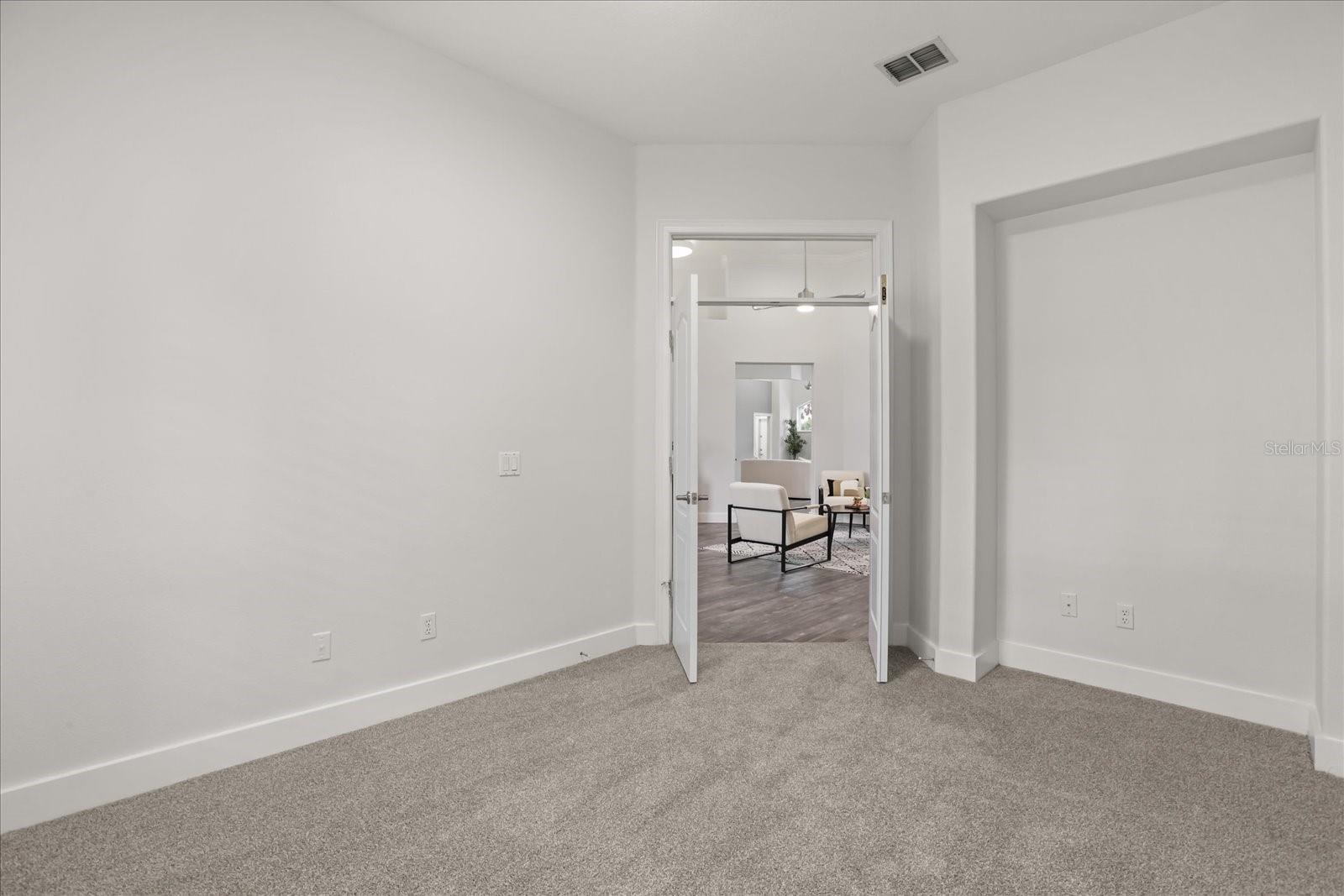 Image 31 of 60 For 987 Brightwater Circle