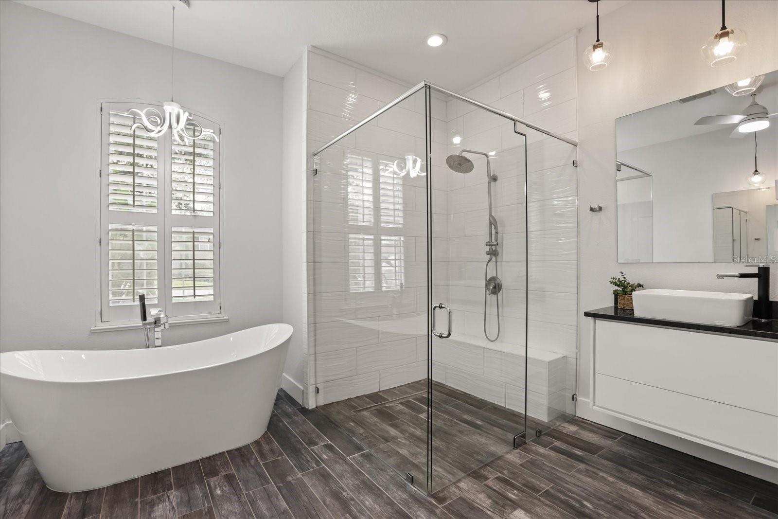 Image 35 of 60 For 987 Brightwater Circle