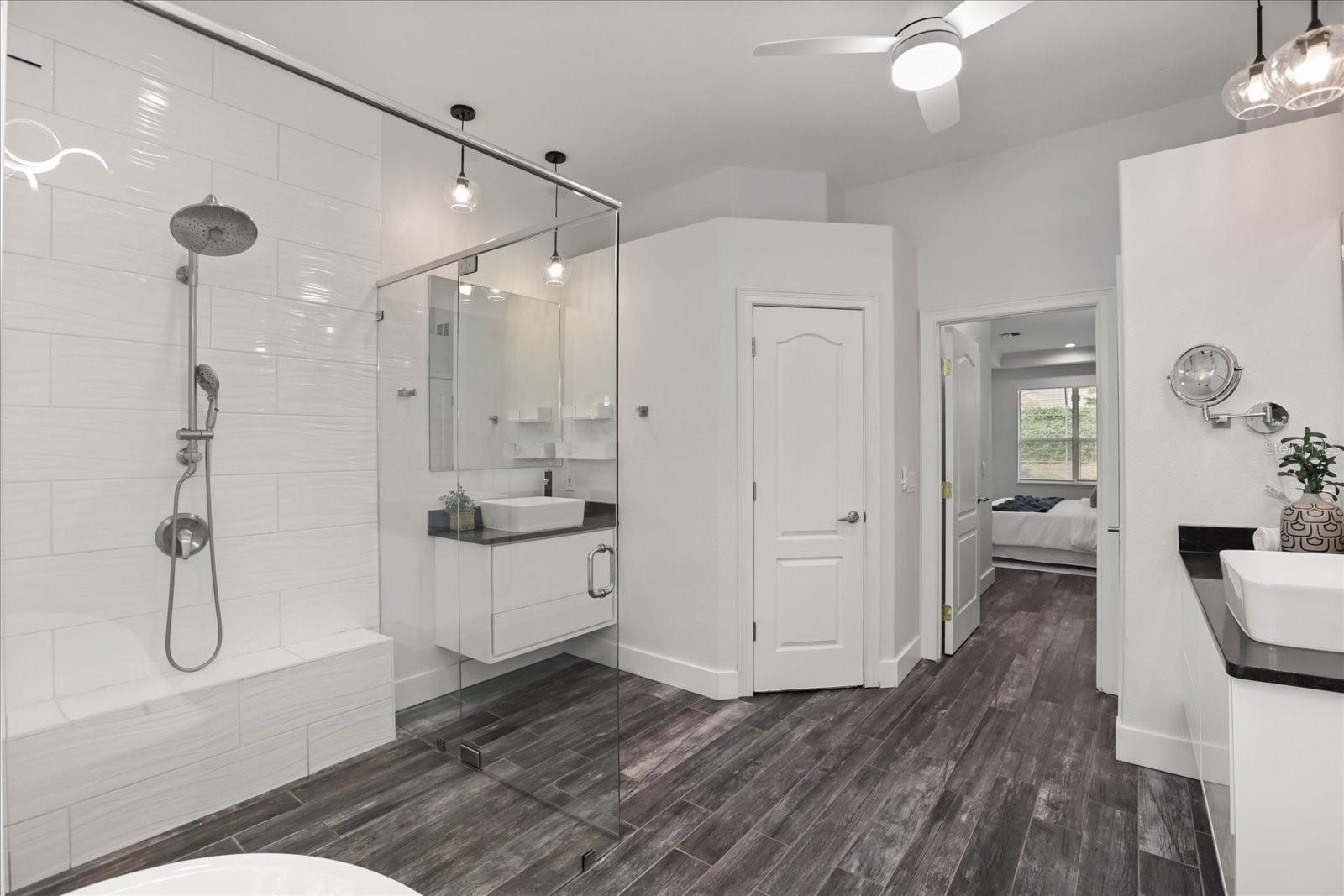 Image 37 of 60 For 987 Brightwater Circle