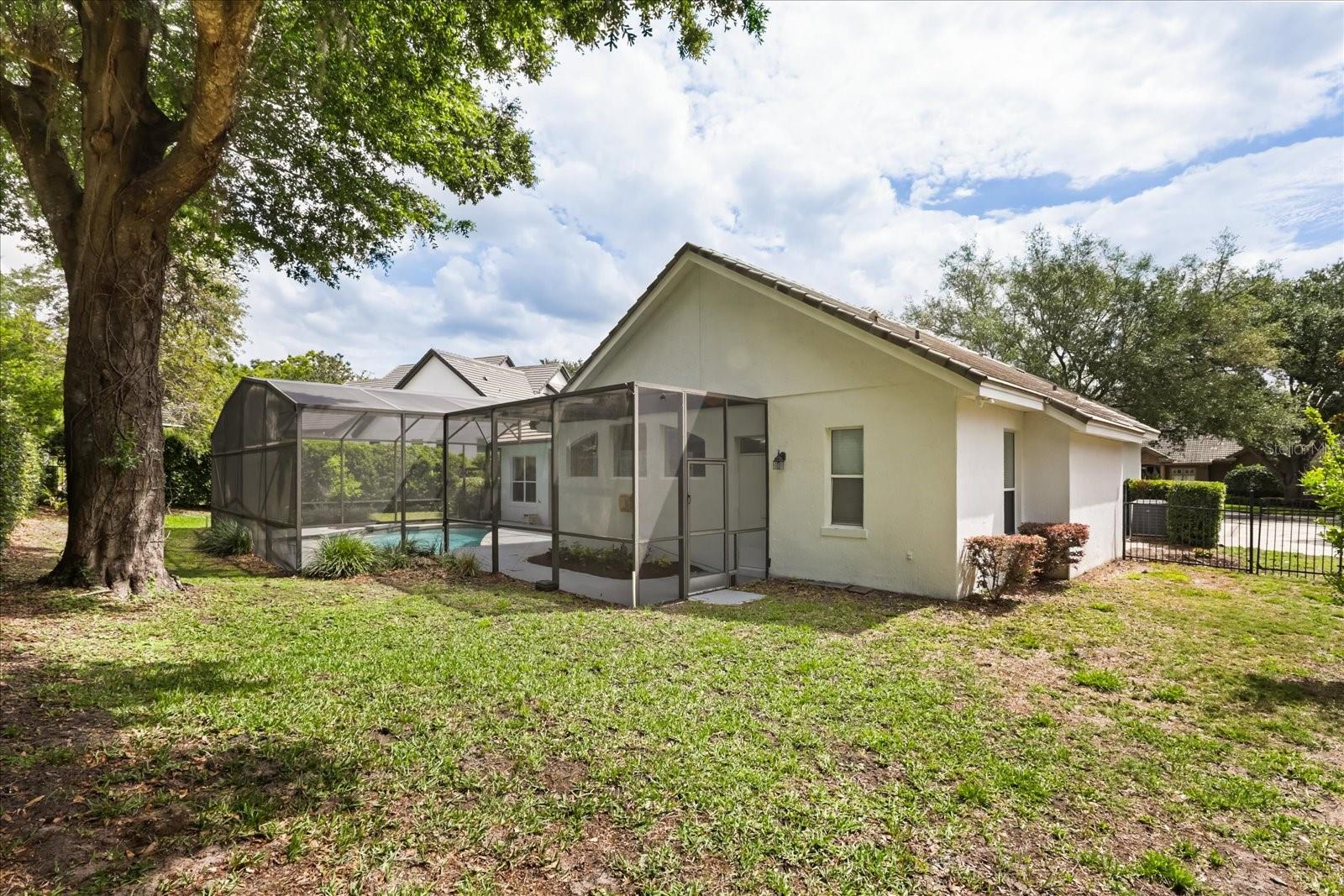 Image 53 of 60 For 987 Brightwater Circle