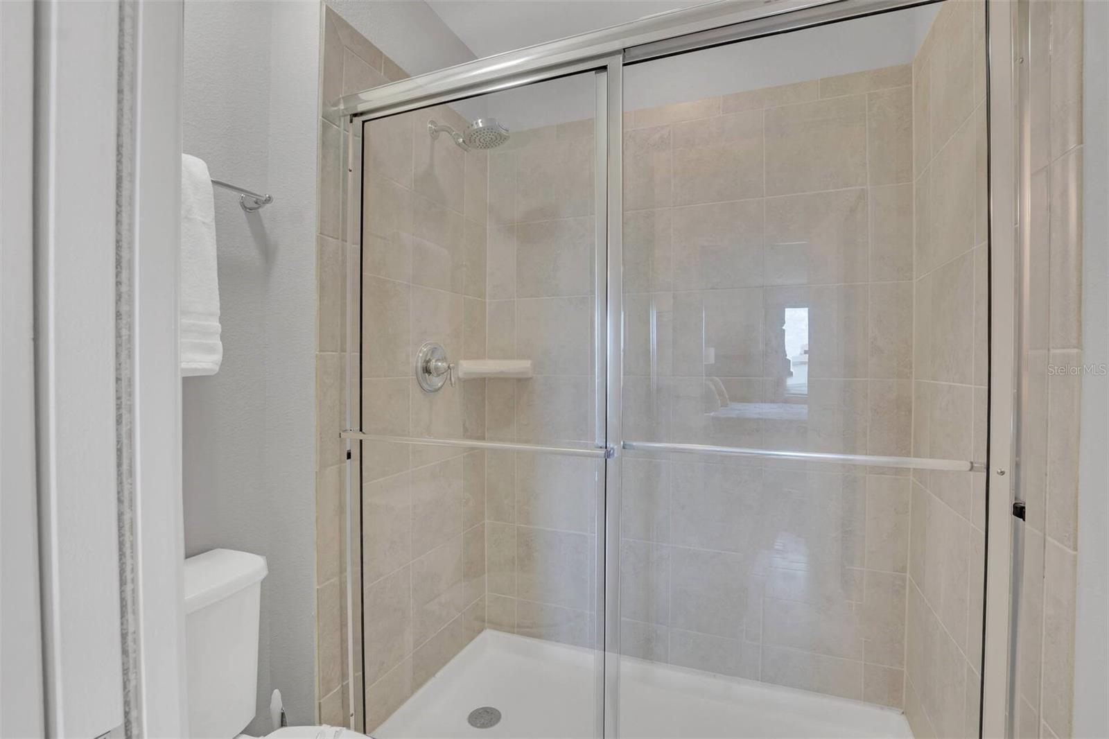 Image 11 of 64 For 8900 Sydney Avenue