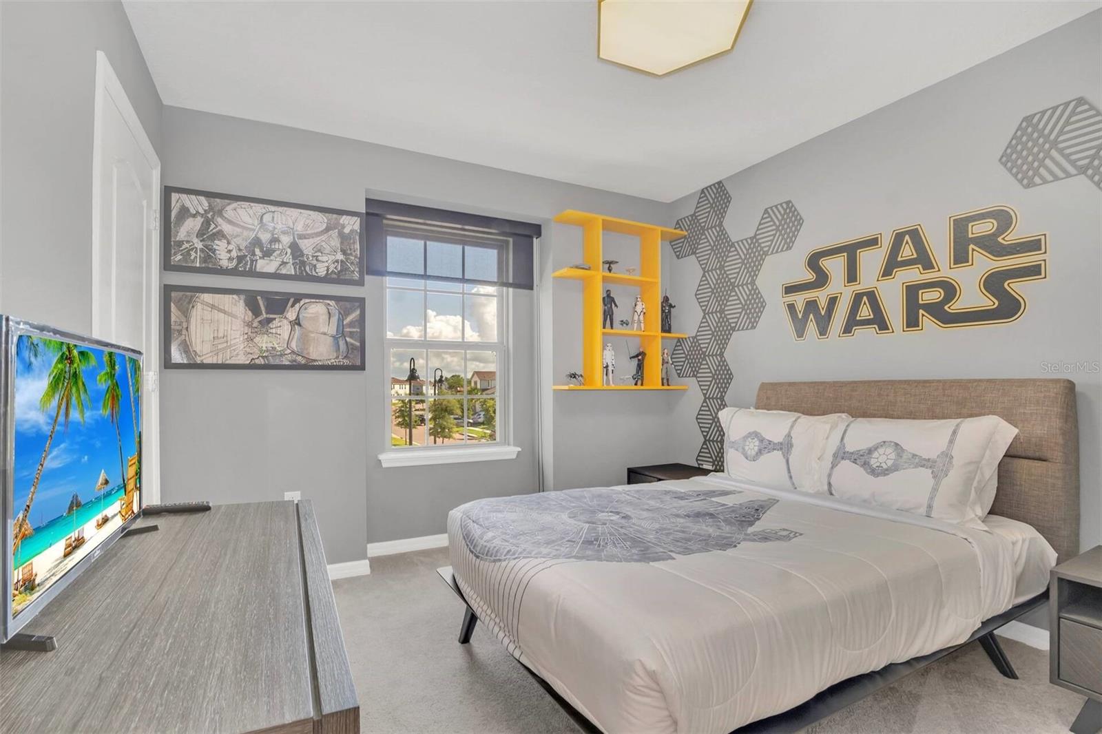 Image 15 of 64 For 8900 Sydney Avenue