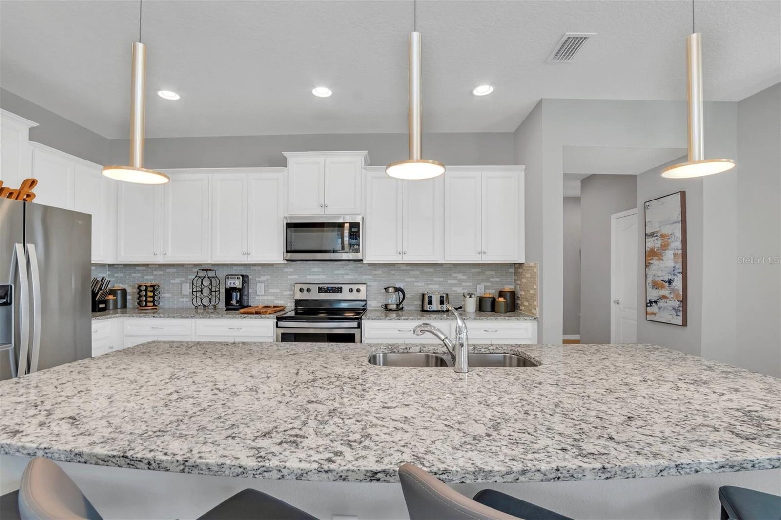 Image 32 of 64 For 8900 Sydney Avenue