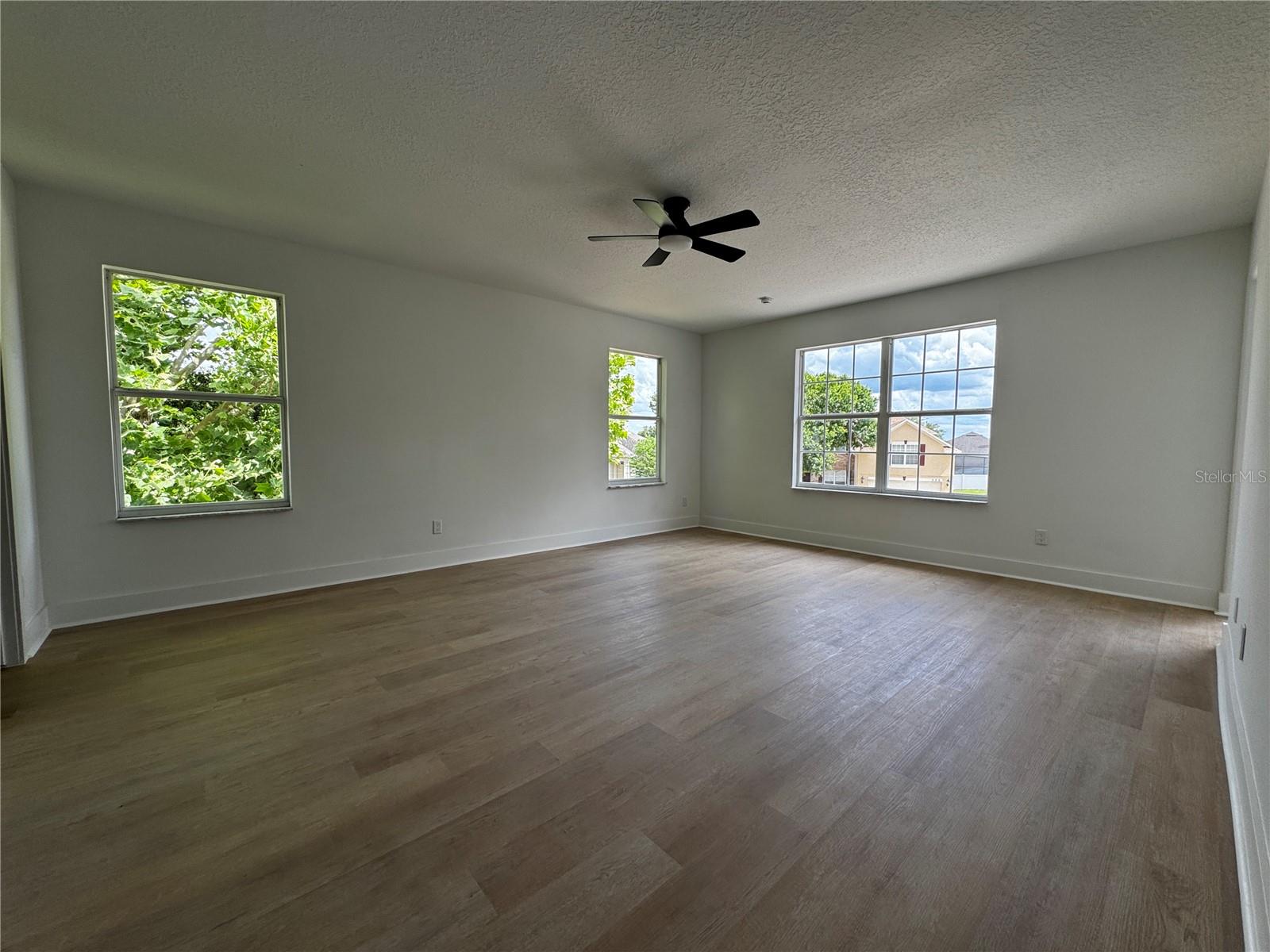 Image 15 of 24 For 219 Largovista Drive