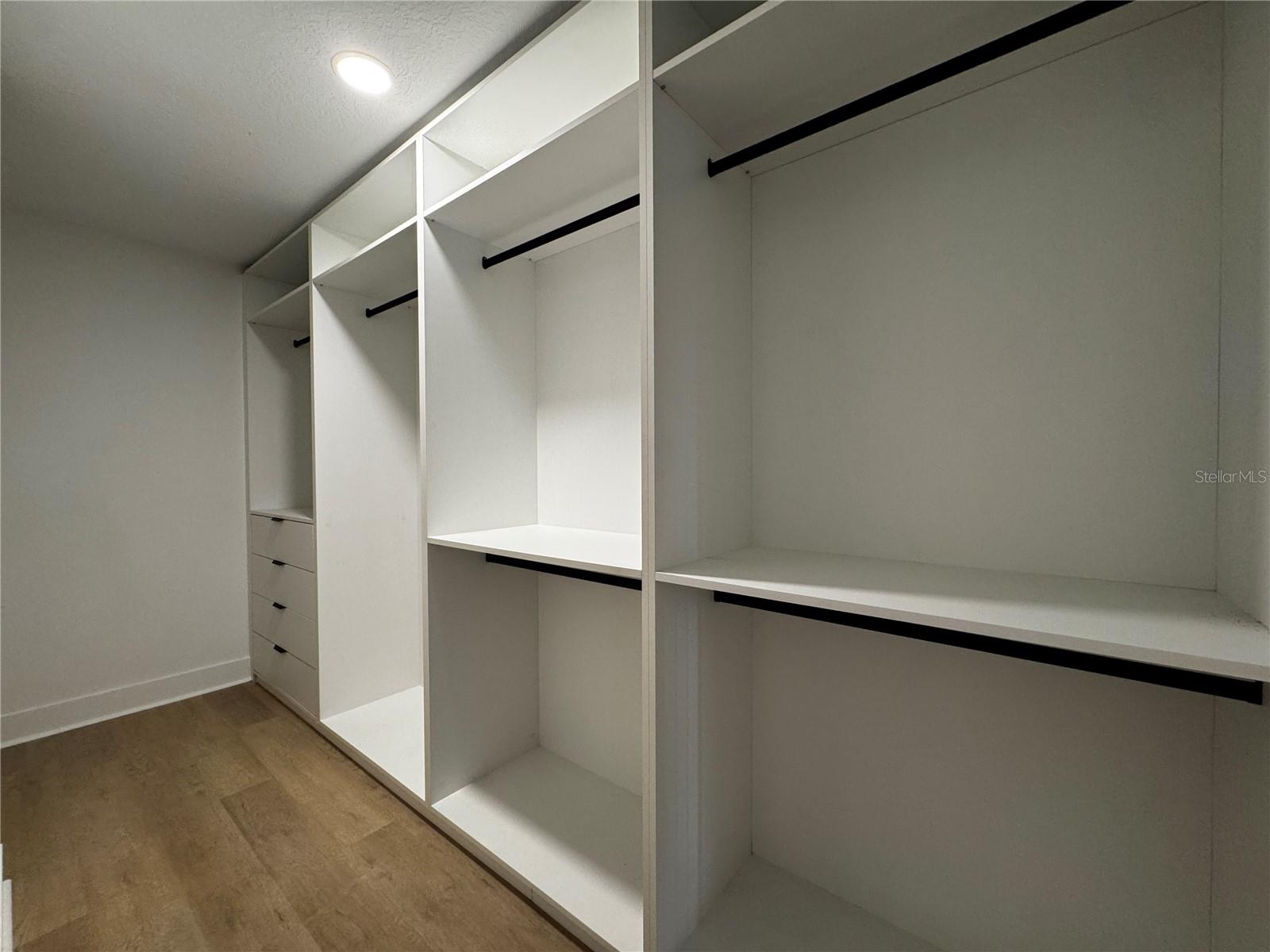 Image 19 of 24 For 219 Largovista Drive