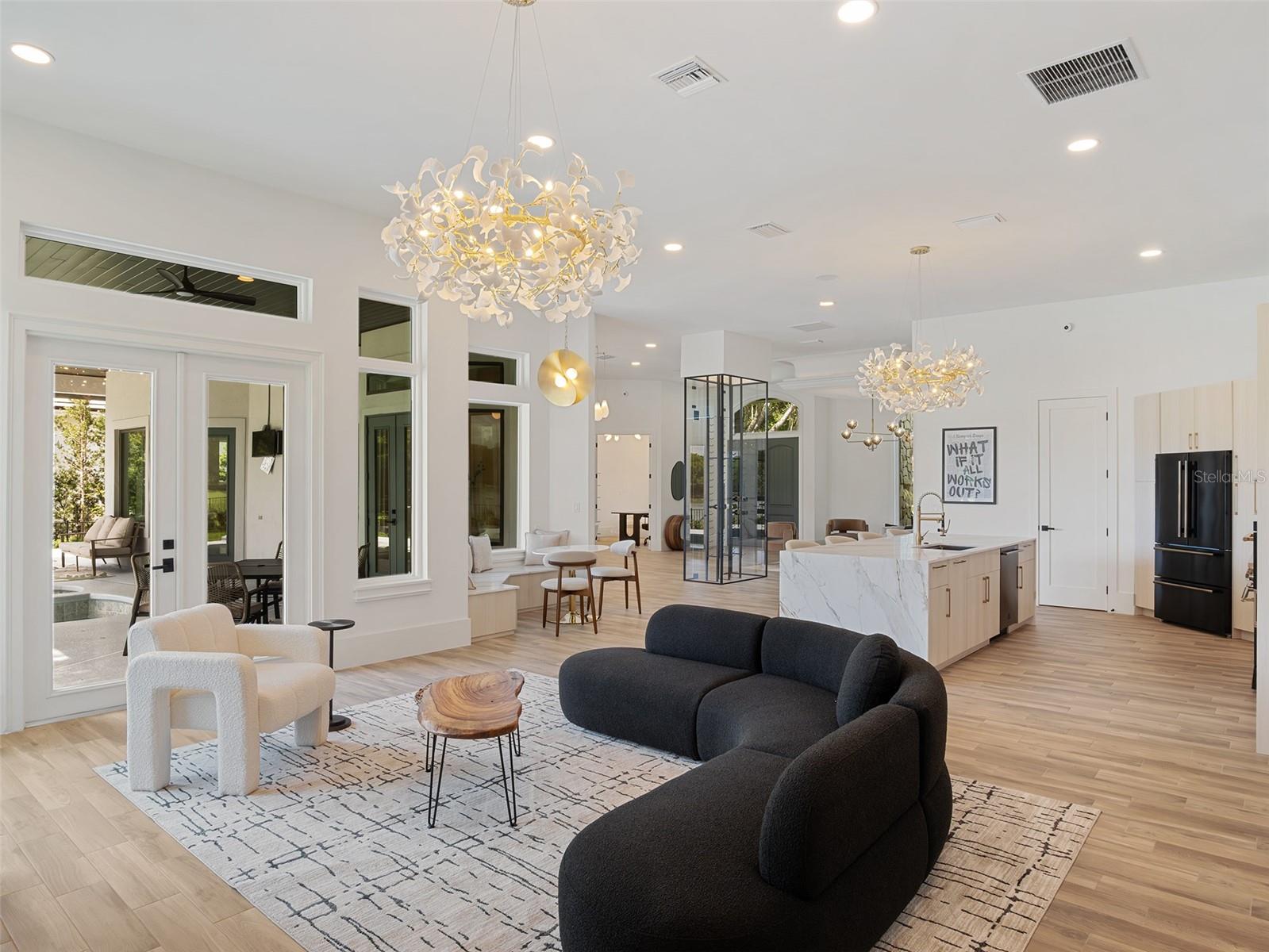 Image 12 of 51 For 5138 Fairway Oaks Dr