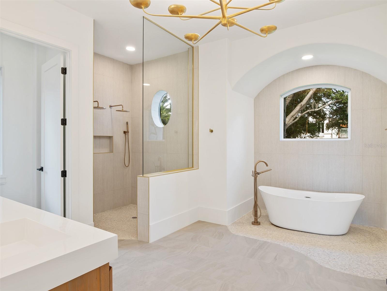 Image 16 of 51 For 5138 Fairway Oaks Dr